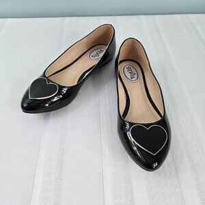 Stevies Black Patent Leather Flats with Heart Medallion Women's Size 4 - NWOT